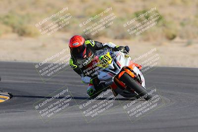 media/Oct-29-2022-CVMA (Sat) [[14c0aa3b66]]/Race 9 Amateur Supersport Middleweight/